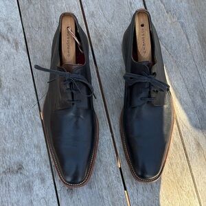Grenson Men's Black Leather Derby Shoes with Brown Welt